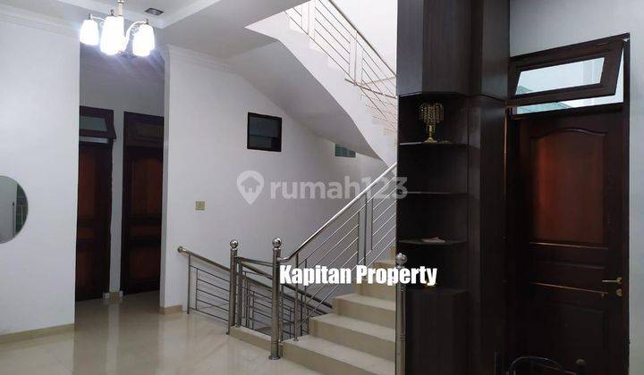 Dijual Rumah 3 Lantai di Jl. Hayam Wuruk Medan 2