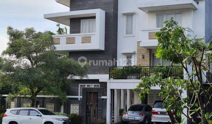 Rumah Bagus Ada Pool Semi Furnish di Citra Gran Cibubur 1