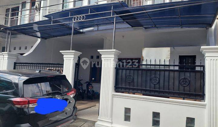 Rumah 2 Lantai Siap Huni di Rawamangun, Jakarta Timur 1