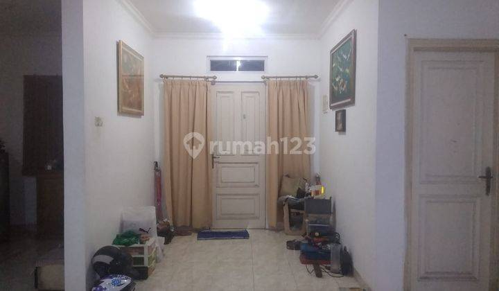 Rumah 2 Lantai Bagus Unfurnished SHM di Raffles Hills Cibubur , Jakarta Timur 2