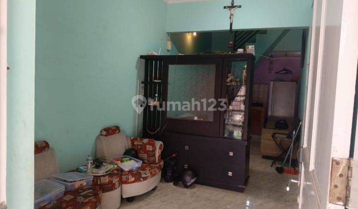 Rumah 2 Lantai Unfurnished SHM di The Address Cibubur , Depok 2