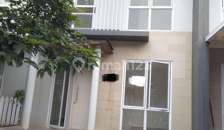 Rumah 2 lantai dalam cluster bebas banjir Citra Gran CBD Cibubur
