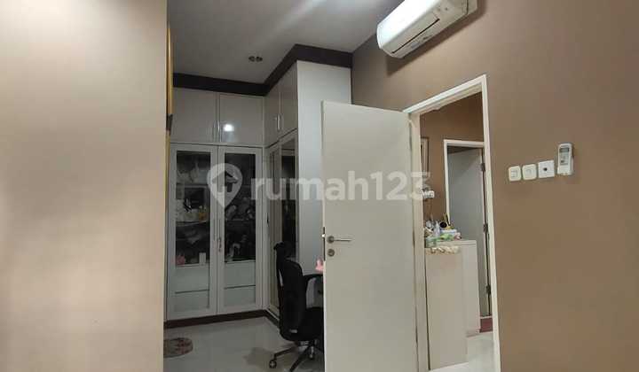 Rumah 2 lantai siap huni SHM di Citra Gran Cibubur 2