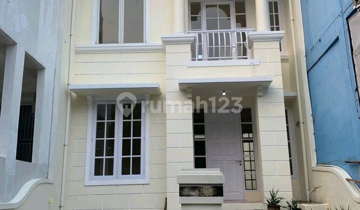 Rumah Bagus 2 Lantai SHM di Perumahan Citra Gran Cibubur, Jl. Transyogi Km.4, Jatikarya, Jatisampurna, Kota Bekasi, Jawa Barat, Indonesia, 17435, Cibubur