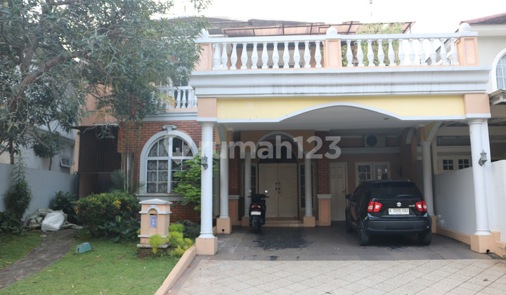 Rumah 2 Lantai Dalam Cluster Kota Wisata Cibubur