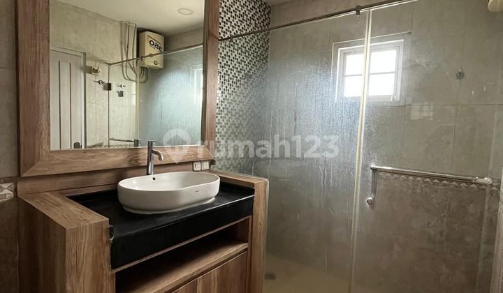 Nice Ready-to-Occupy House in Raffles Hills, Cibubur 2