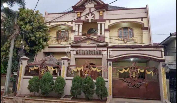 Rumah 2 Lantai Siap Huni di Taman Laguna, Cibubur 1