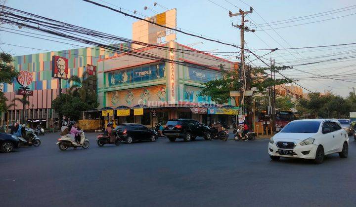 Gedung Ruang Usaha di Jl. Pengayoman, SHM, siap pakai. 1