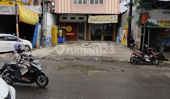 Strategic Hertasning Shop House 10 Meters Wide with Extra Back Land 2