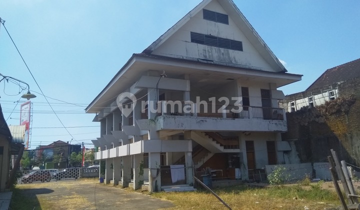 Office Axis on Jl. Ap. Pettarani Makassar Office Axis on Jl. Ap. Pettarani Makassar