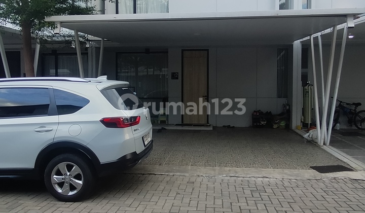 Rumah 2 Lantai Siap Huni, Tanjung Bunga Disewakan,rumah Siap Huni Di Rolling Hills,tanjung Bunga.harga 95jt/thn 1
