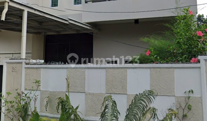 Rumah Di Pusat Kota Makassar, Jl. Pelanduk, Ada Taman Belakang Rumah Di Pusat Kota Makassar, Jl. Pelanduk, Ada Taman Belakang