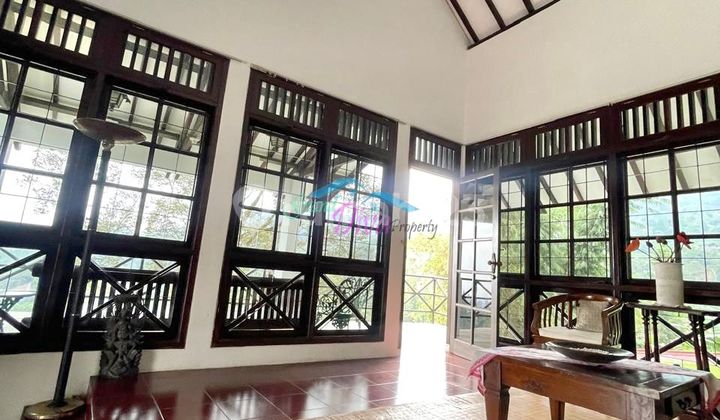 RENTAL VILLA ON JL. BUKIT ARUM CISARUA BOGOR WITH MOUNTAIN VIEWS