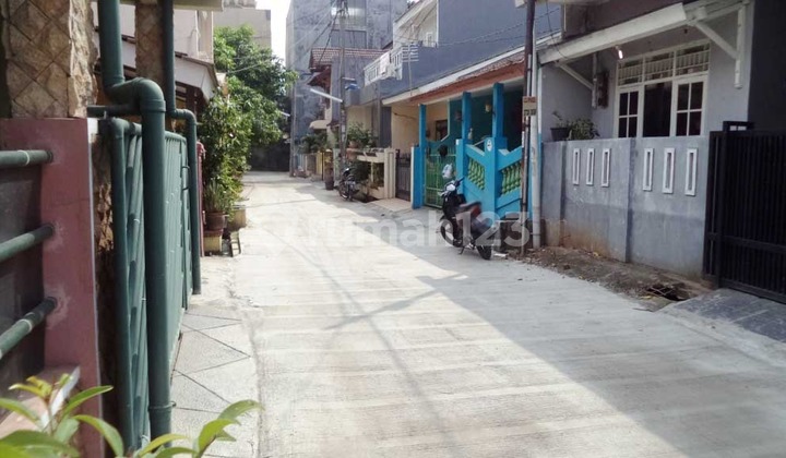 RUMAH DI TAMAN GALAXY 2