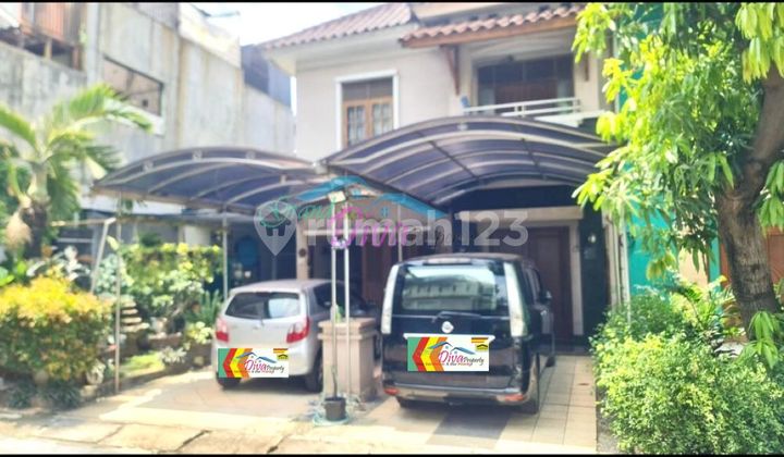 NICE 2-STORY HOUSE IN JATINEGARA BARU HOUSING NICE 2-STORY HOUSE IN JATINEGARA BARU HOUSING