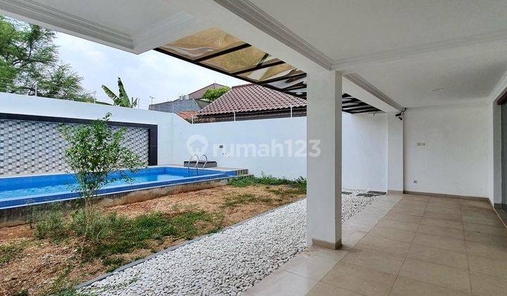 DIJUAL CEPAT RUMAH PESANGGRAHAN / TANGSEL : BRAND NEW CLASSIC MODERN HOUSE, 3 LANTAI, DALAM KOMPLEK 2