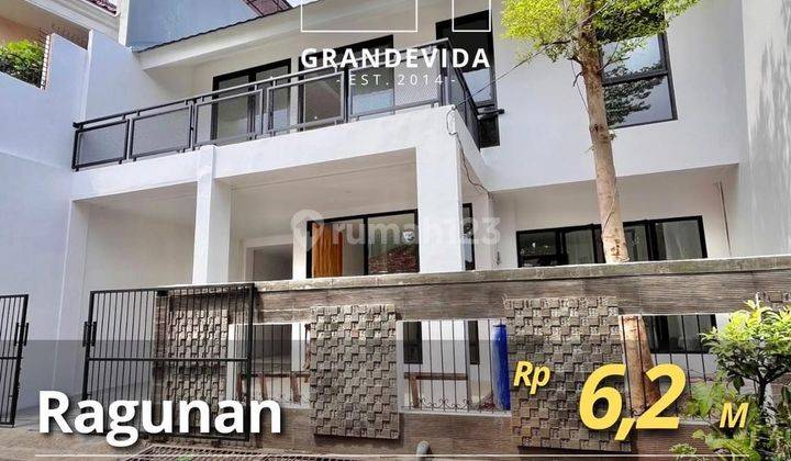 DIJUAL CEPAT RUMAH RAGUNAN / PASAR MINGGU : BRAND NEW, BANGUNAN 2 LANTAI PLUS ATTIC, DESIGN MODERN, NEGO SAMPAI JADI 1