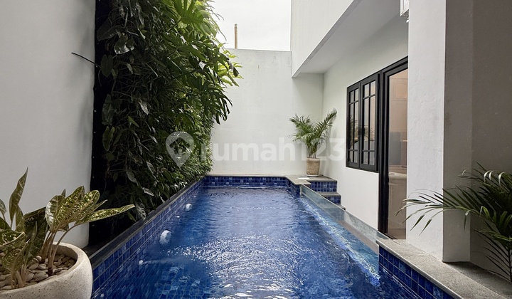 New House in Bintaro Veteran South Jakarta Private Pool 2