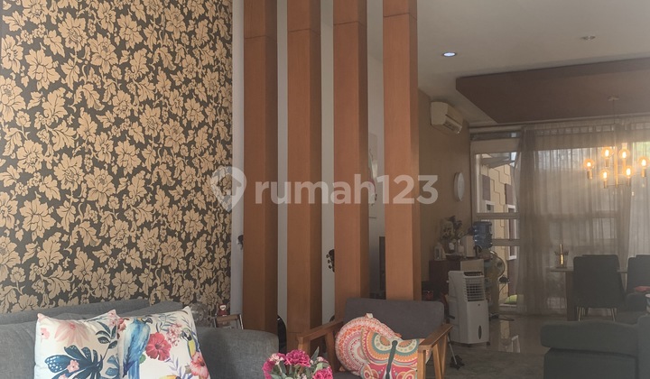 Affordable House In Bintaro Sector 5, 2-Story Building With An Open Yard At The Back.