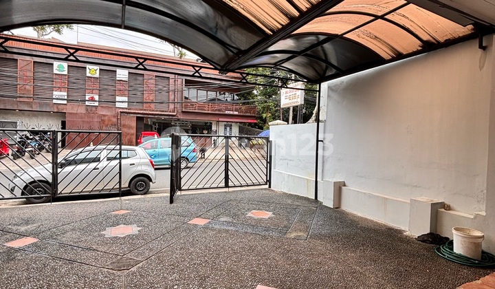 Rumah Murah di Bintaro Sektor 1 Cocok untuk Buka Usaha Kantor Lokasi Pinggir Jalan 2