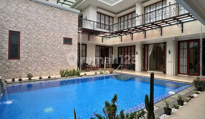 Rumah Mewah di Menteng Residence Bintaro 2 Lantai Semi Furnished