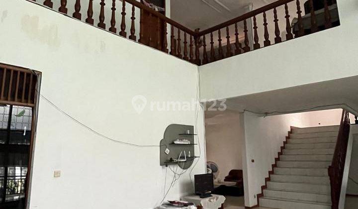 Rumah Murah Di Lebak Bulus Semi Furnished 2 Lantai Lokasi Strategis 2