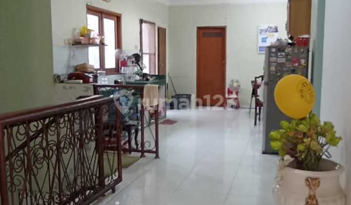 House Below Market Price in Bintaro Sector 2 South Jakarta, Large Land Area 2