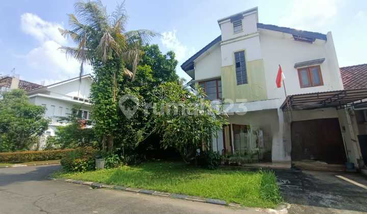 Nice House in Alam Sutera, Large Land Area, Flood-Free Location Nice House in Alam Sutera, Large Land Area, Flood-Free Location