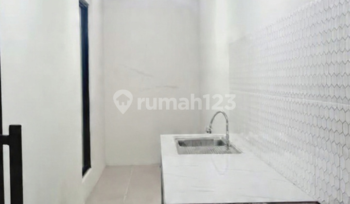 Rumah Minimalis Modern di Ciputat Tangerang Selatan 2 Lantai 2