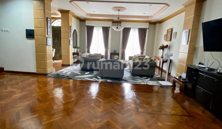 Rumah Murah Di Pondok Indah Bangunan Bagus Luas Tanah Besar Lokasi Bebas Banjir 