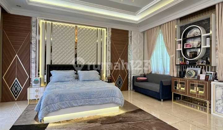 Luxury House in Menteng Residence Bintaro 2 Floors Semi Furnished 2