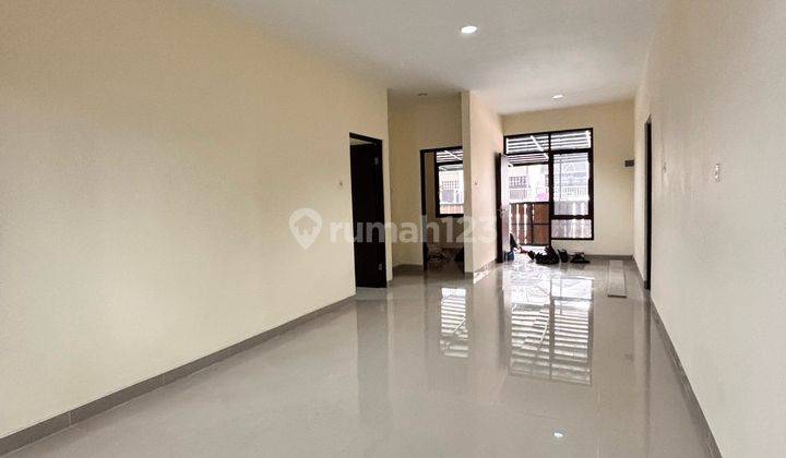 Rumah Minimalis Modern Di Villa Melati Mas Bangunan Baru Renovasi Siap Huni 2