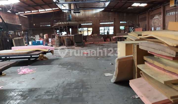 Dijual Pabrik busa di jl Sekeloa ( daerah TKI) Dijual Pabrik busa di jl Sekeloa ( daerah TKI)