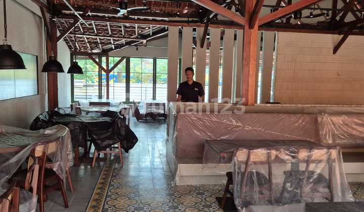 Dijual jual aset kawasan Pariwisata Bar dan Restoran  Mainroad Dago