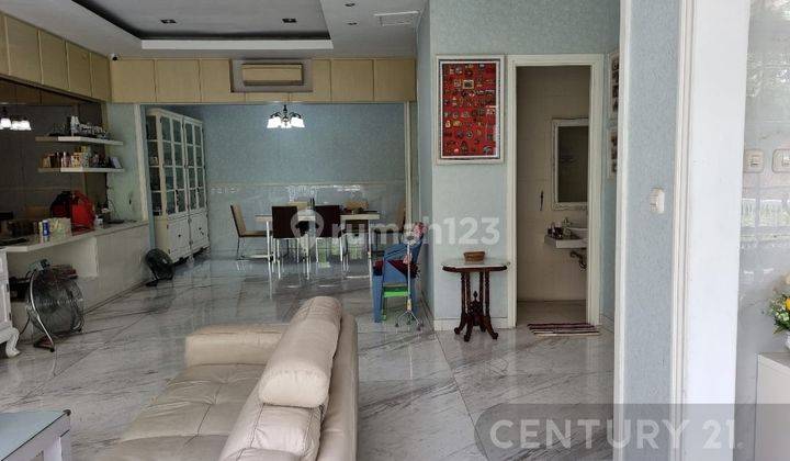 Rumah Nyaman Di Town House Springhill Kemayoran 2