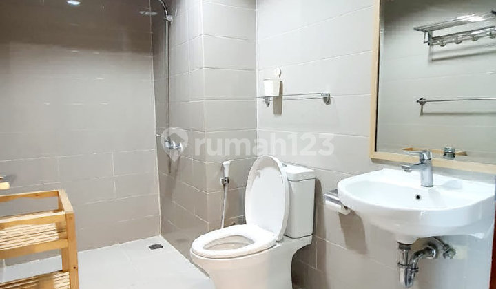 Springhill Terrace Kemayoran - 2Br Furnish LT Tinggi View Golf 2