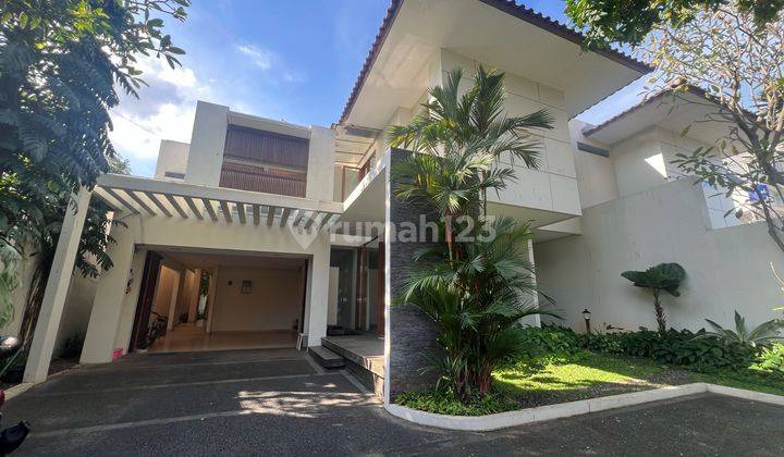 Spacious Kemang Home 5br, Pool, Big Backyard 1