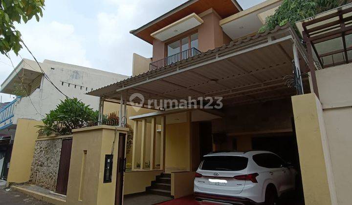 Rumah Minimalis Modern Siap Huni di Kemang 1