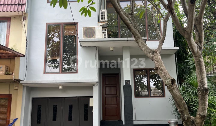 Bright And Comfortable House At Cipete