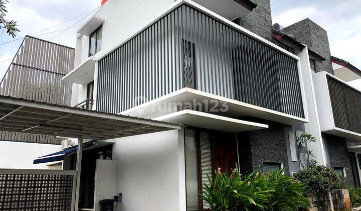 House for Lease Furnished At Kemang 1