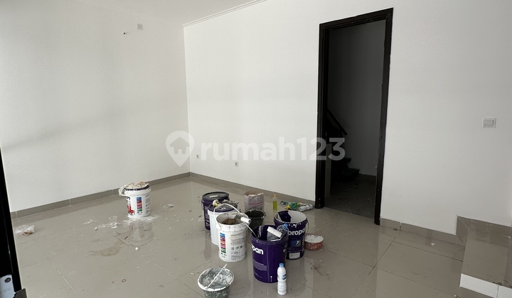 Sewa Osaka Residence 6x10 3 Lantai Unfurnish 2