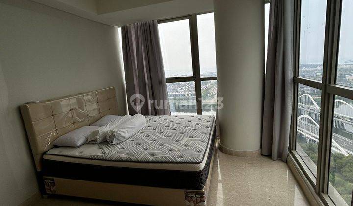 Disewakan Apartemen Gold Coast 2BR Semi Furnish 2