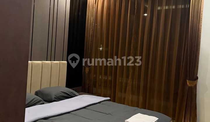 Dijual Rumah Mewah Full Frunish dengan View Danau di Bsb City Hilago Semarang 2