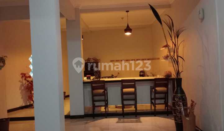 Rumah 3 Lantai Full Furnished Siap Huni di Puri Asri Palebon Semarang Dekat Tol Gayamsari 2