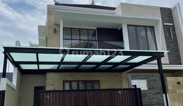 Rumah 2,5 Lantaib di Sambikerep 2