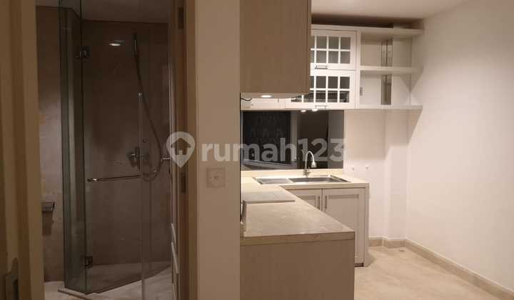 Apartement The Peak 2 BR Terenovasi Semi Furnished Harga terjangkau Apartement The Peak 2 BR Terenovasi Semi Furnished Harga terjangkau