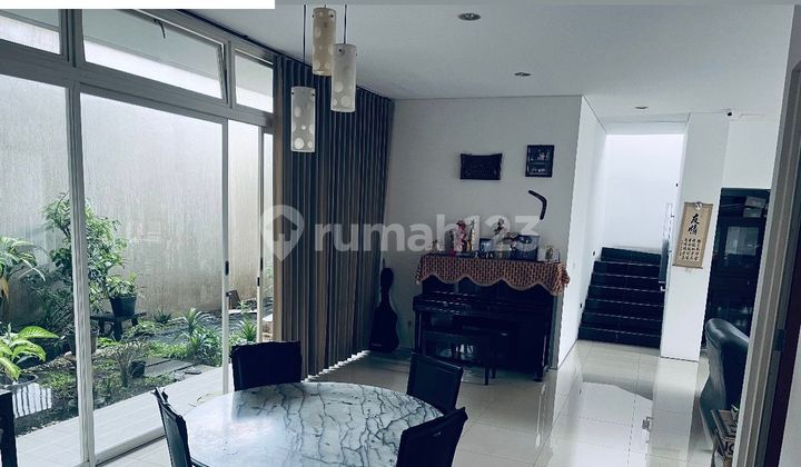Rumah minimalis terawat in furnished SHM Sambi kerep, Surabaya 2