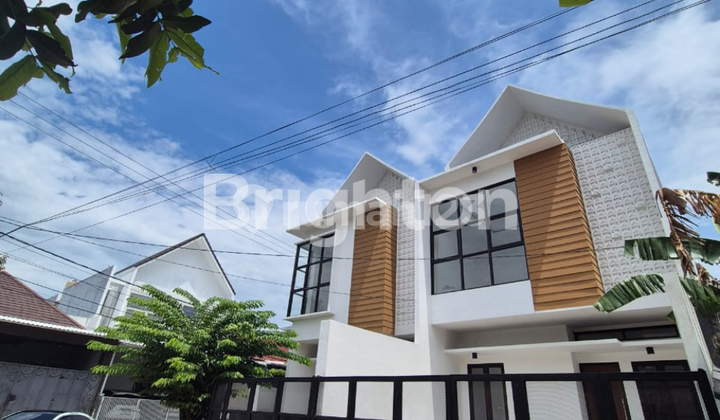 RUMAH DI SURABAYA BARAT DARMO HARAPAN INDAH