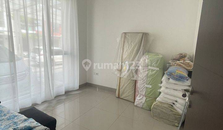 Rumah 2 lantai pik 2 siap huni fully furnished  8