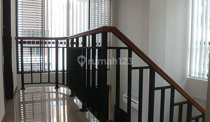 Apartemen bsd vanya park 3 kamar tidur harga nego full furnish 2